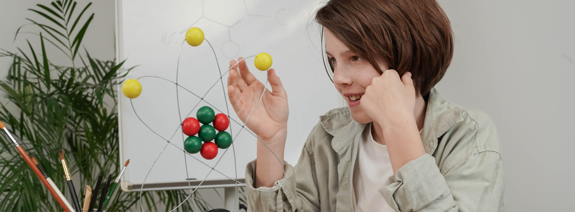 Modelo Educativo Convergente: Diseñando el Futuro con IA, Experiencias Híbridas y Personalización